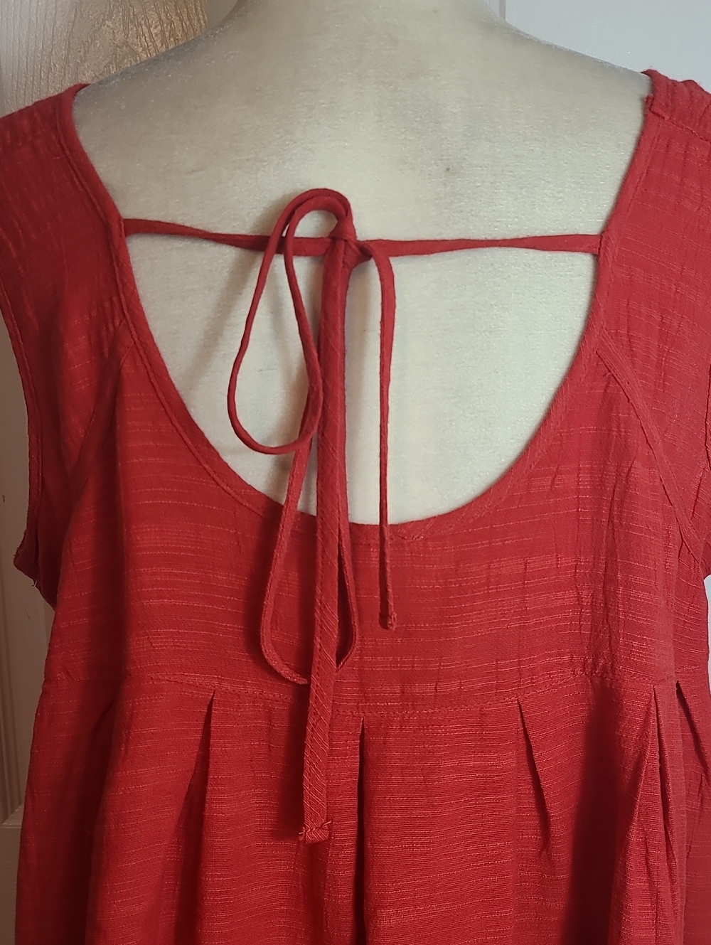Easel Pleated Babydoll Blouse - Picture 6 of 12